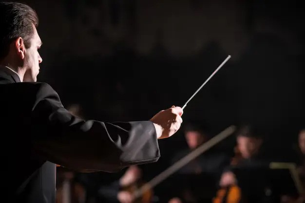 Conducting the Crescendo