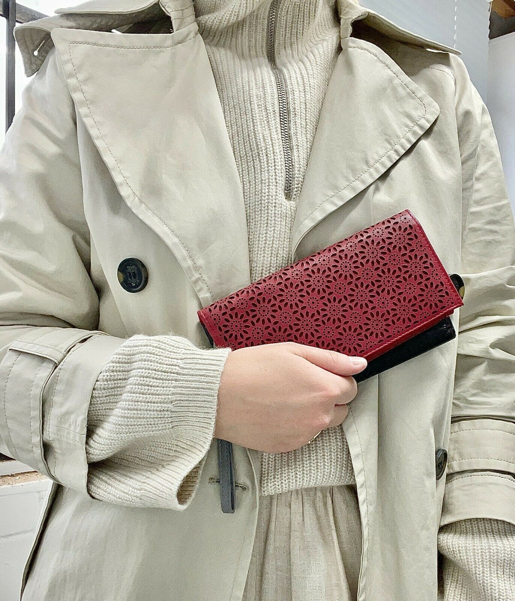 Why Invest in an Australian-Made Leather Purse?